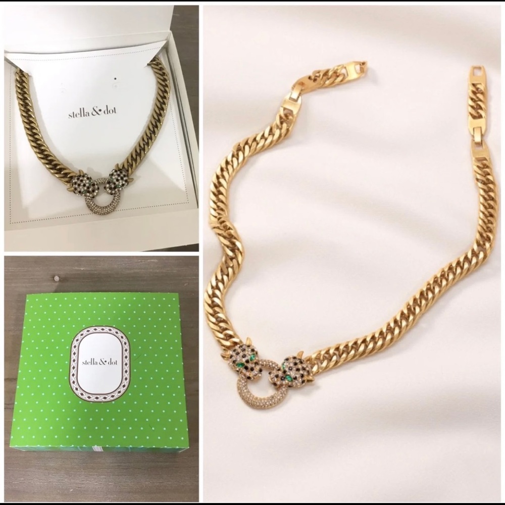 Stella & Dot Gold Roar Pendant Necklace (NEW)